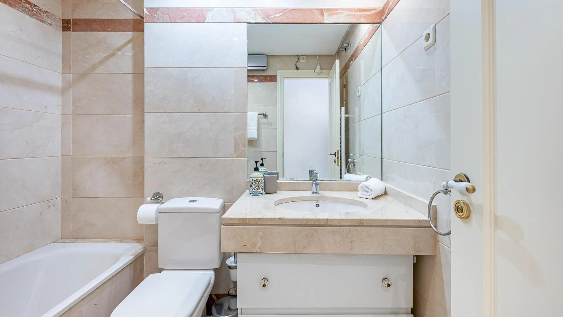Calanova Grand Golf Stunning Apartment La Cala De Mijas 0*,  Spain